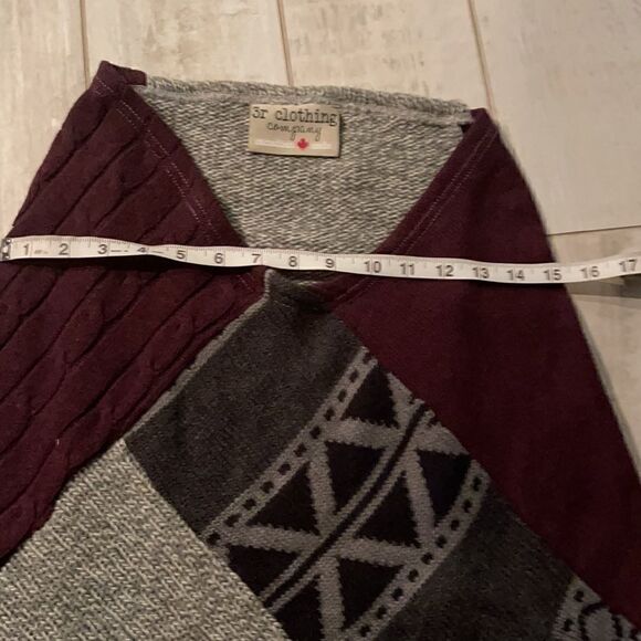 XS 3R Clothing Company Recycled Poncho - Picture 8 of 10